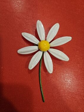 Vintage MCM Daisy Brooch Pin White And Yellow Flower